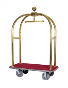 Maleta y carro de ropa - Base de madera y alfombra roja -...
