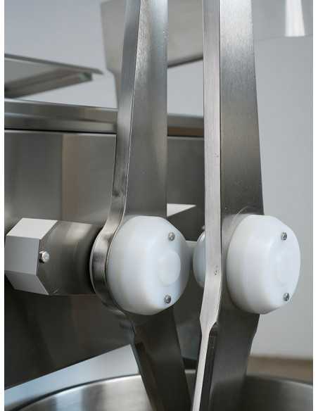 Impastatrice braccia tuffanti - Impasto (min/max) kg 8/110 - Vasca lt 150 - cm 86.85 x 124.8 x 167.9 (201.1)h