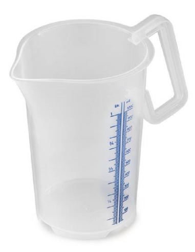 Graduated PP jug with blue scale and closed handle