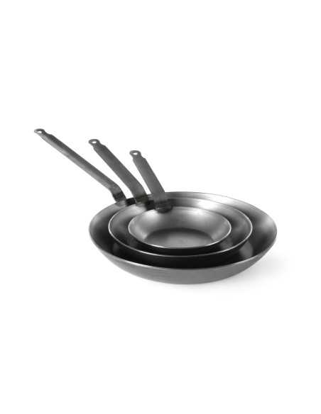 Frying pan - Made of rolled steel - Welded handle - Various sizes