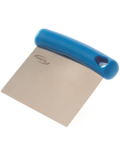 Pasta cutter - Flexible blade - Dimensions 11 x 11 cm