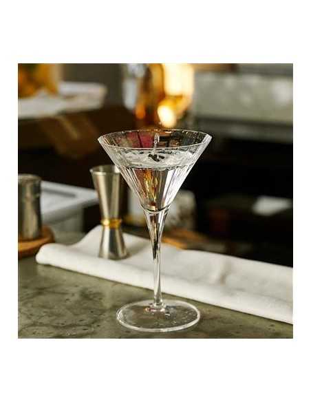 Copa Martini 26 cl - Oz 8 3/4 - Dimensiones Ø 11,3 cm x 18,5 h